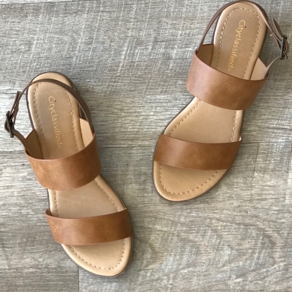 City Classified Tum Tan Low Block Heeled Sandal 10 - Picture 4 of 5